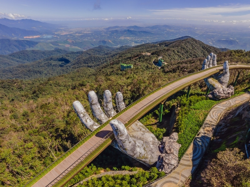 Golden Bridge Da Nang